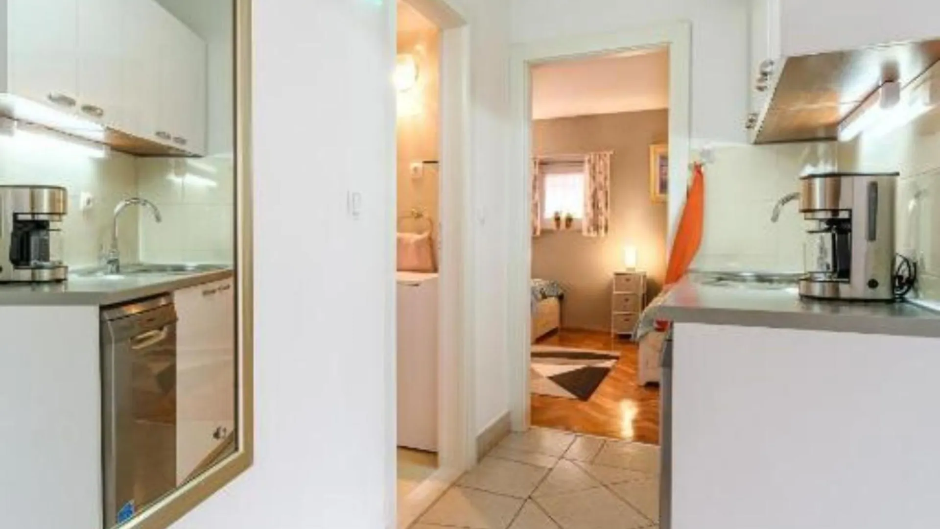 Centar Split Manus Apartment 0*,